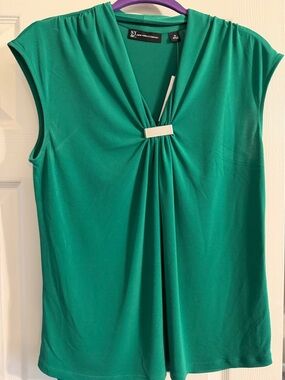 New York & Company Green Twist-Front Sleeveless Top
